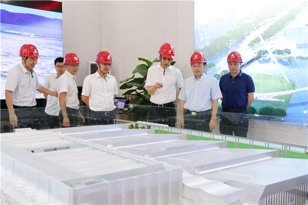 1565082258537226.jpg 趙如浪區長(cháng)慰問(wèn)紹興國際會(huì )展中心項目 (7) 拷貝.jpg